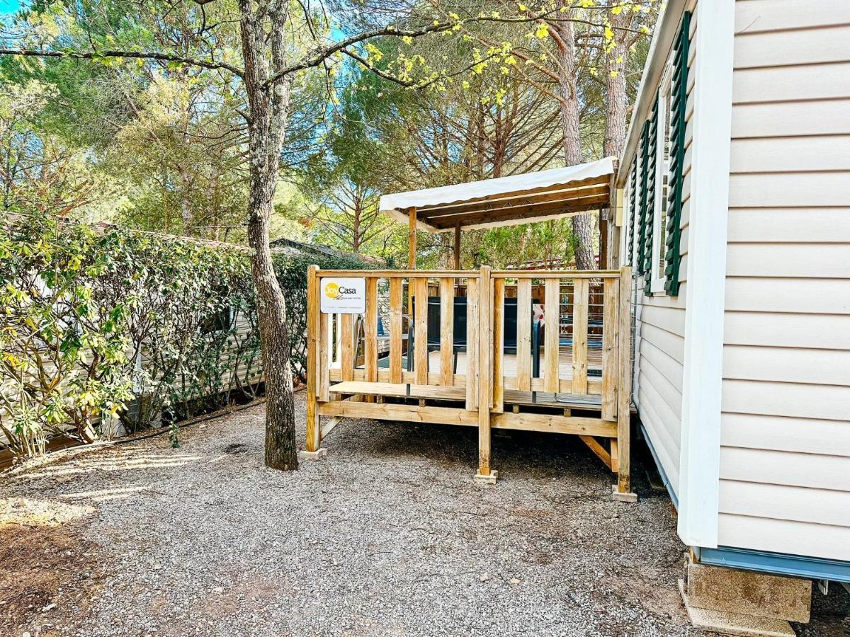3 Bedroom Chalets Camping Lei Suves - Joycasa ロクブリューヌ・シュル・アルジャン エクステリア 写真